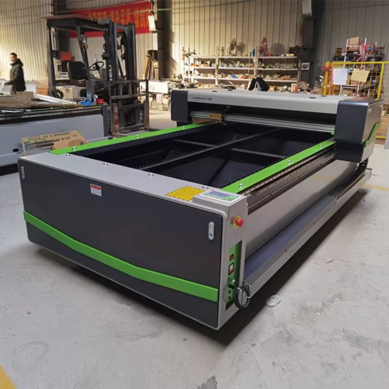 Tagliatrice Laser CO2 a Testa  - Industrial Laser Cutters recensione e prezzo